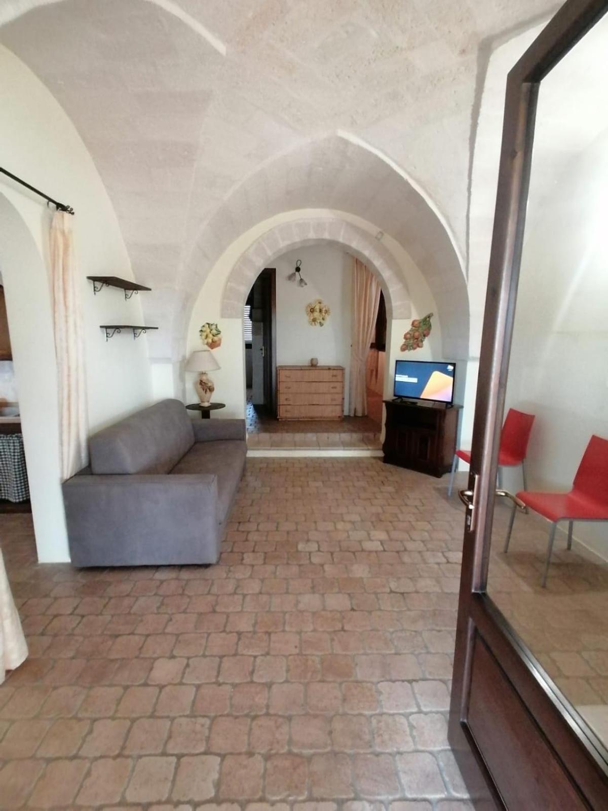 Villa Principe Degli Olivi Maruggio Bagian luar foto